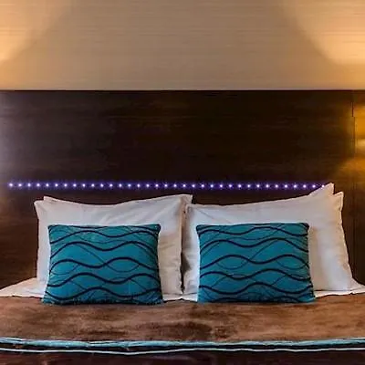 Hotel Helgon - Pyrenees