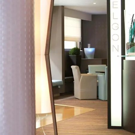 Helgon - Pyrenees Hotel 4*