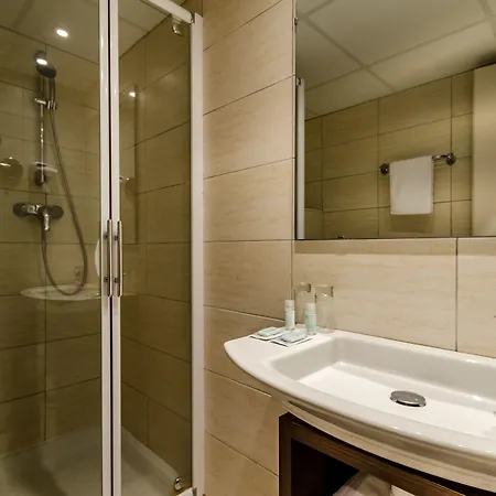 Helgon - Pyrénées 4*